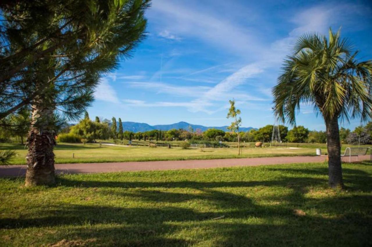 Saint Cyprien Golf View 2 Bedrooms Apartment , 900 M From The Beach מראה חיצוני תמונה